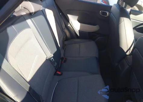 2021 Hyundai Venue Denim z USA, uszkodzony, nr VIN KMHRC8A36MU081716